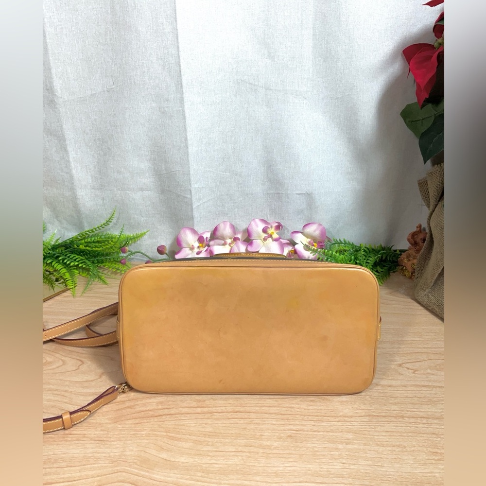 LOUIS VUITTON ✅ALMA PM HANDBAG
LAST 1 - Picture 8 of 8